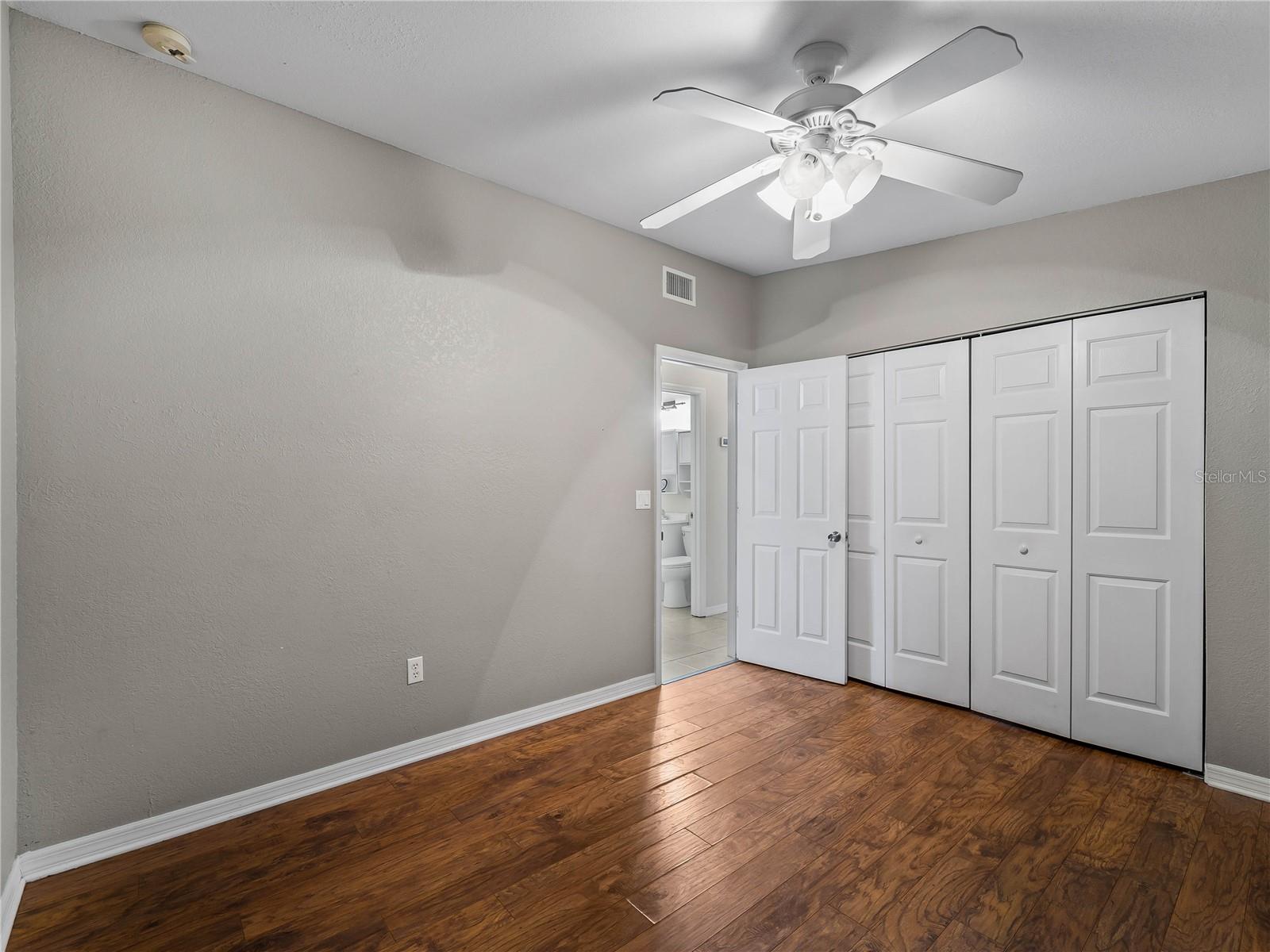 3181 Normandy Dr Property Photo 24