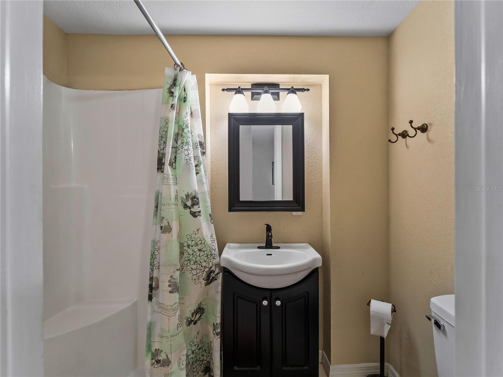 3181 Normandy Dr Property Photo 26