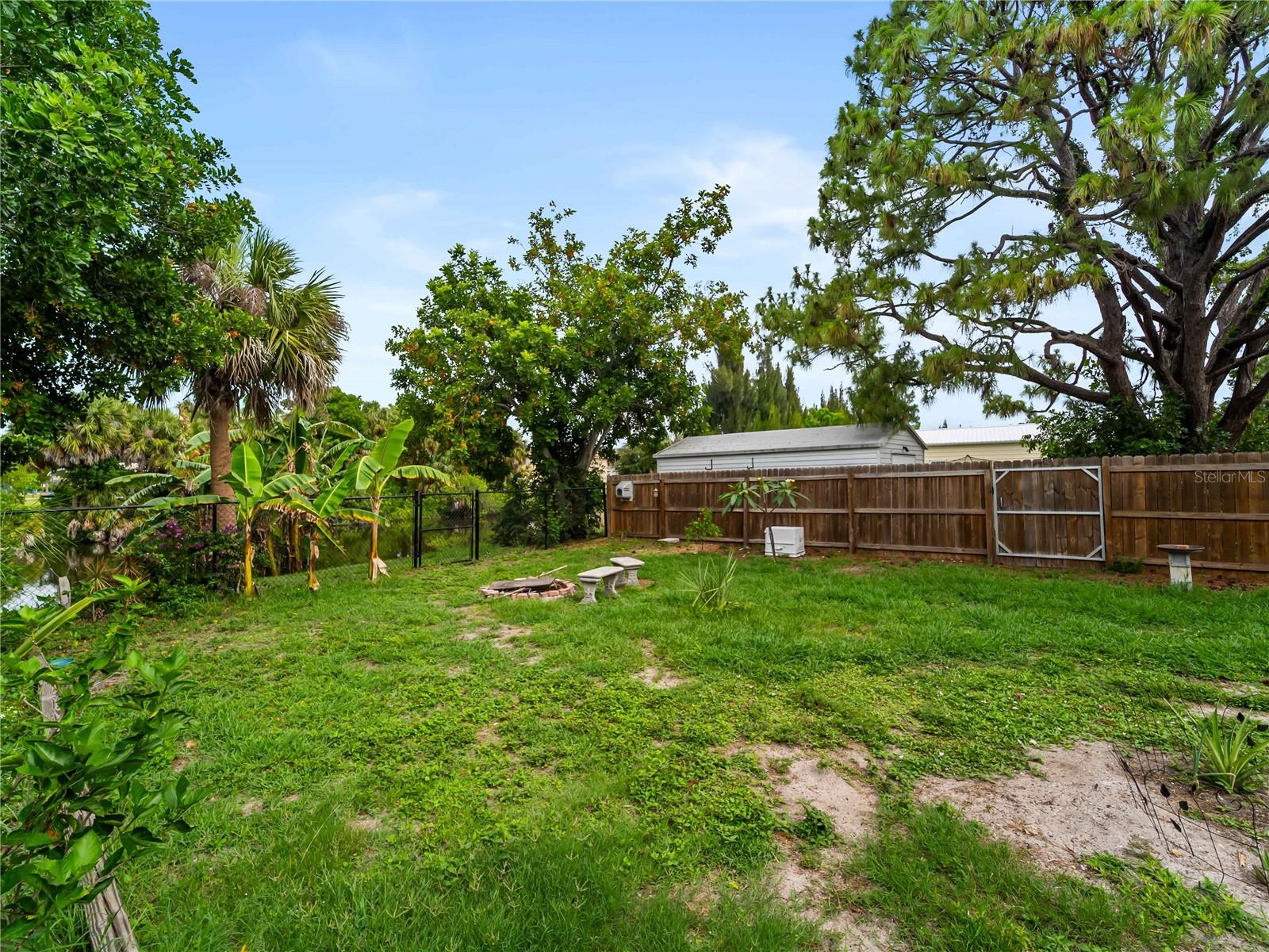 3181 Normandy Dr Property Photo 35