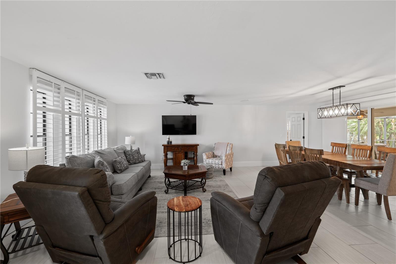 5215 Pelican Blvd Property Photo 8
