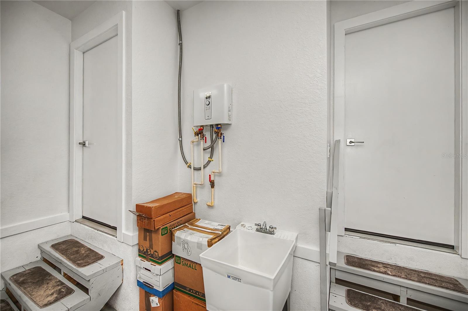 13525 Greencastle Ave Property Photo 32