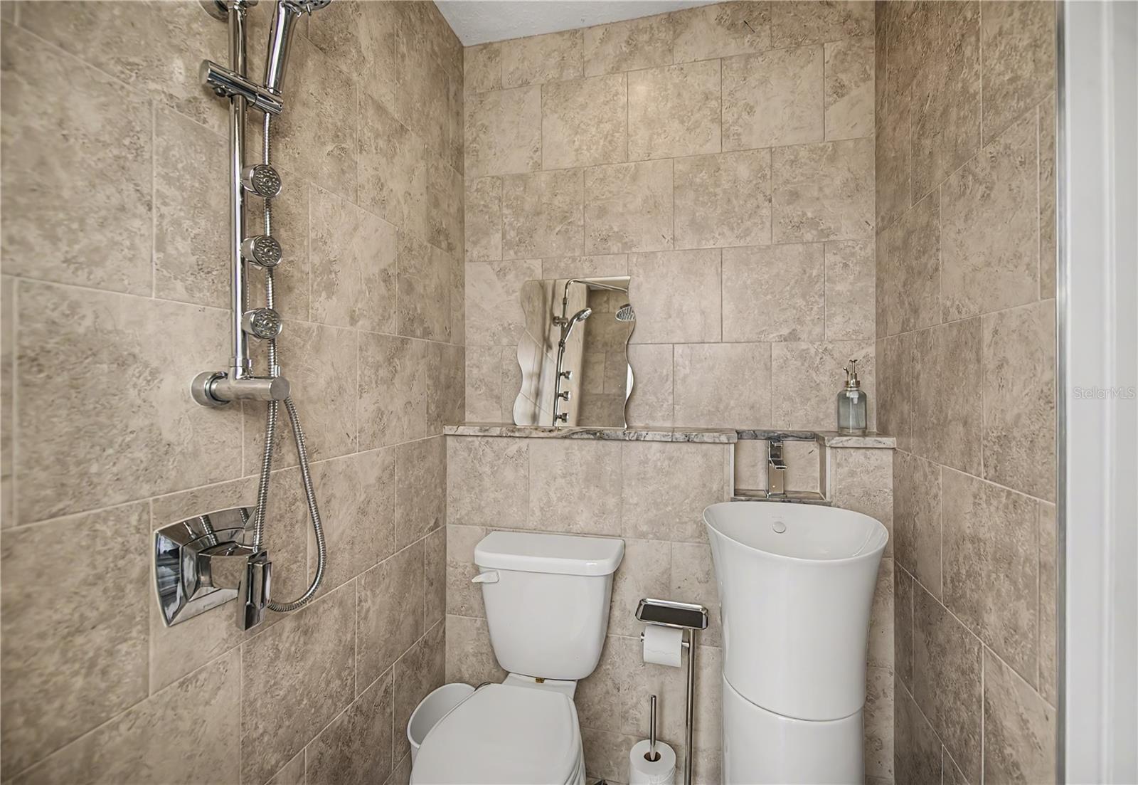 13525 Greencastle Ave Property Photo 36