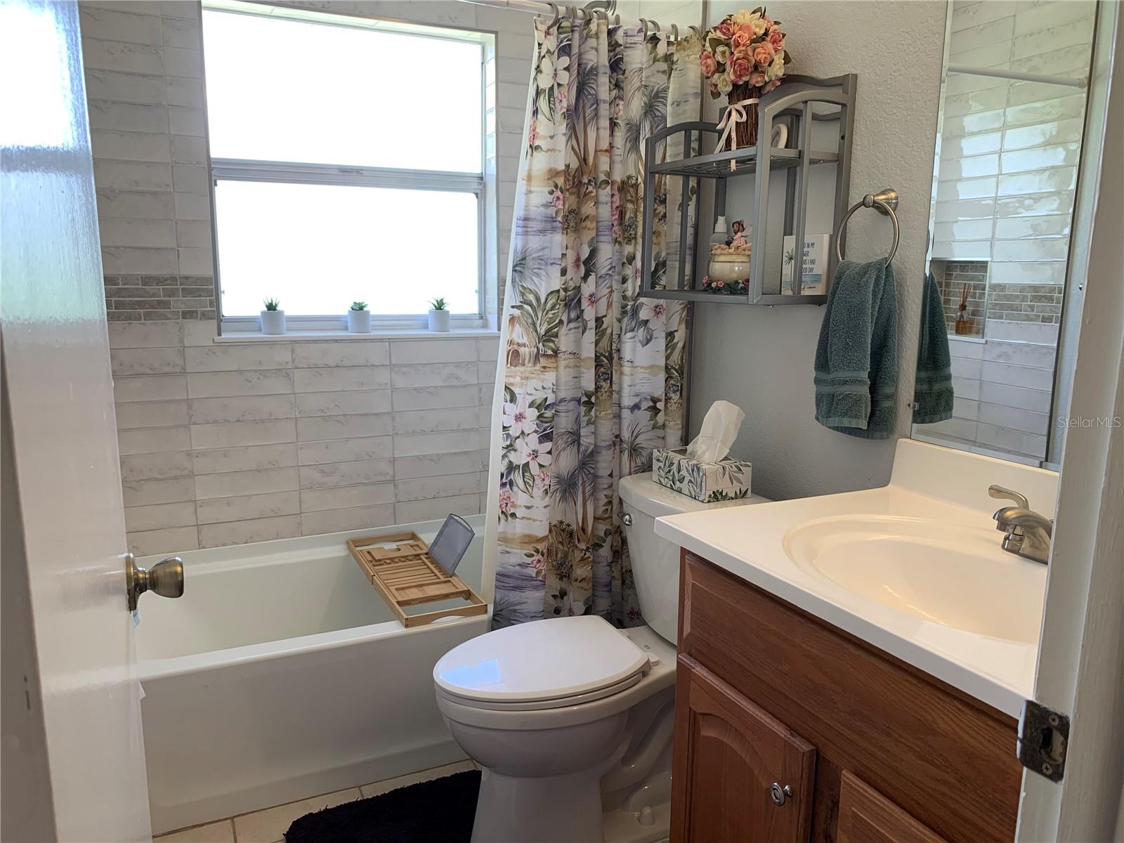 18094 Ackerman Ave Property Photo 16