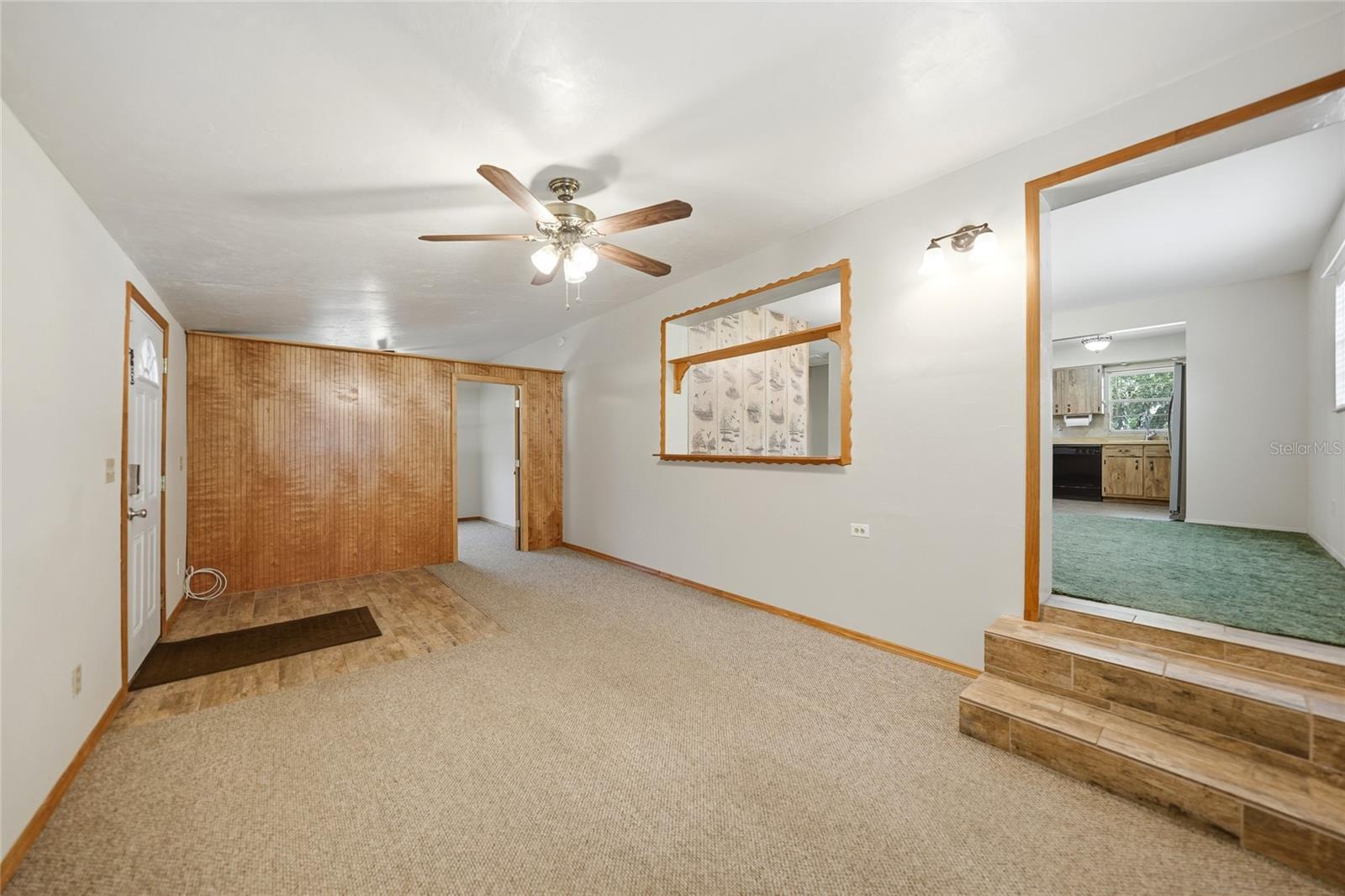 5549 Sw Shores Ave Property Photo 3