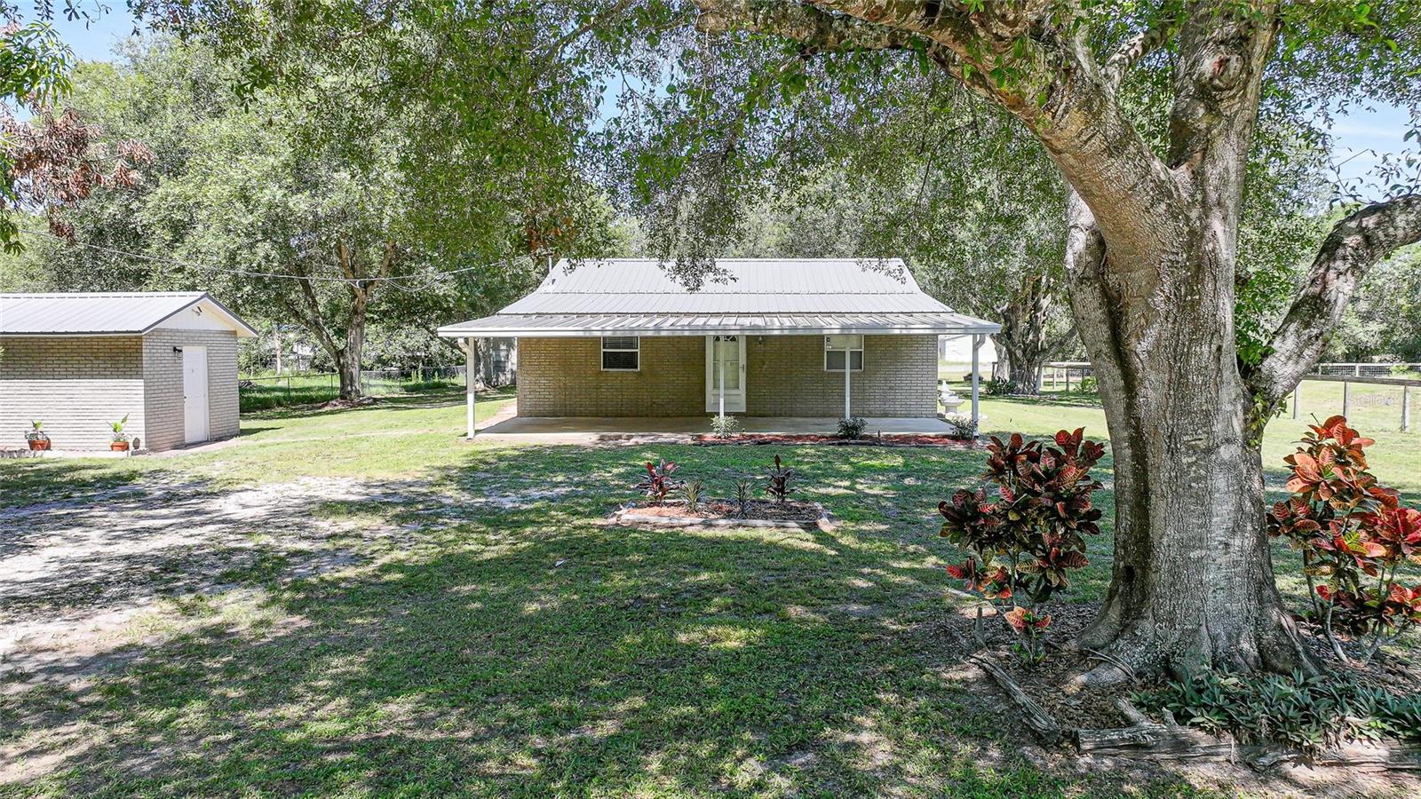5549 Sw Shores Ave Property Photo 32
