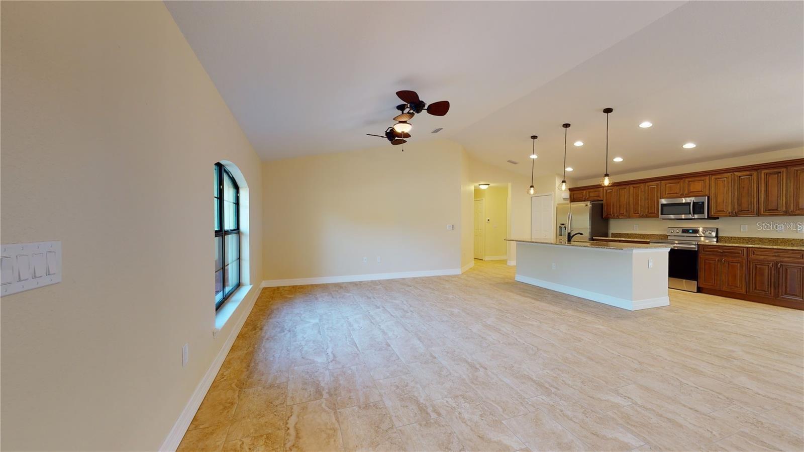 2337 Simonton Ave Property Photo 4