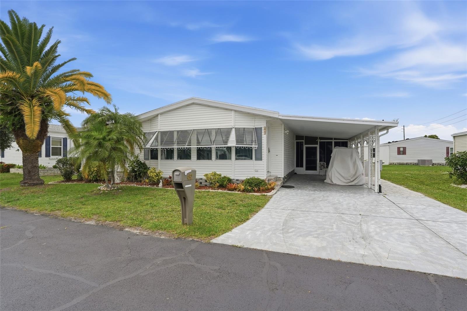 452 Sharks Pt Property Photo 1