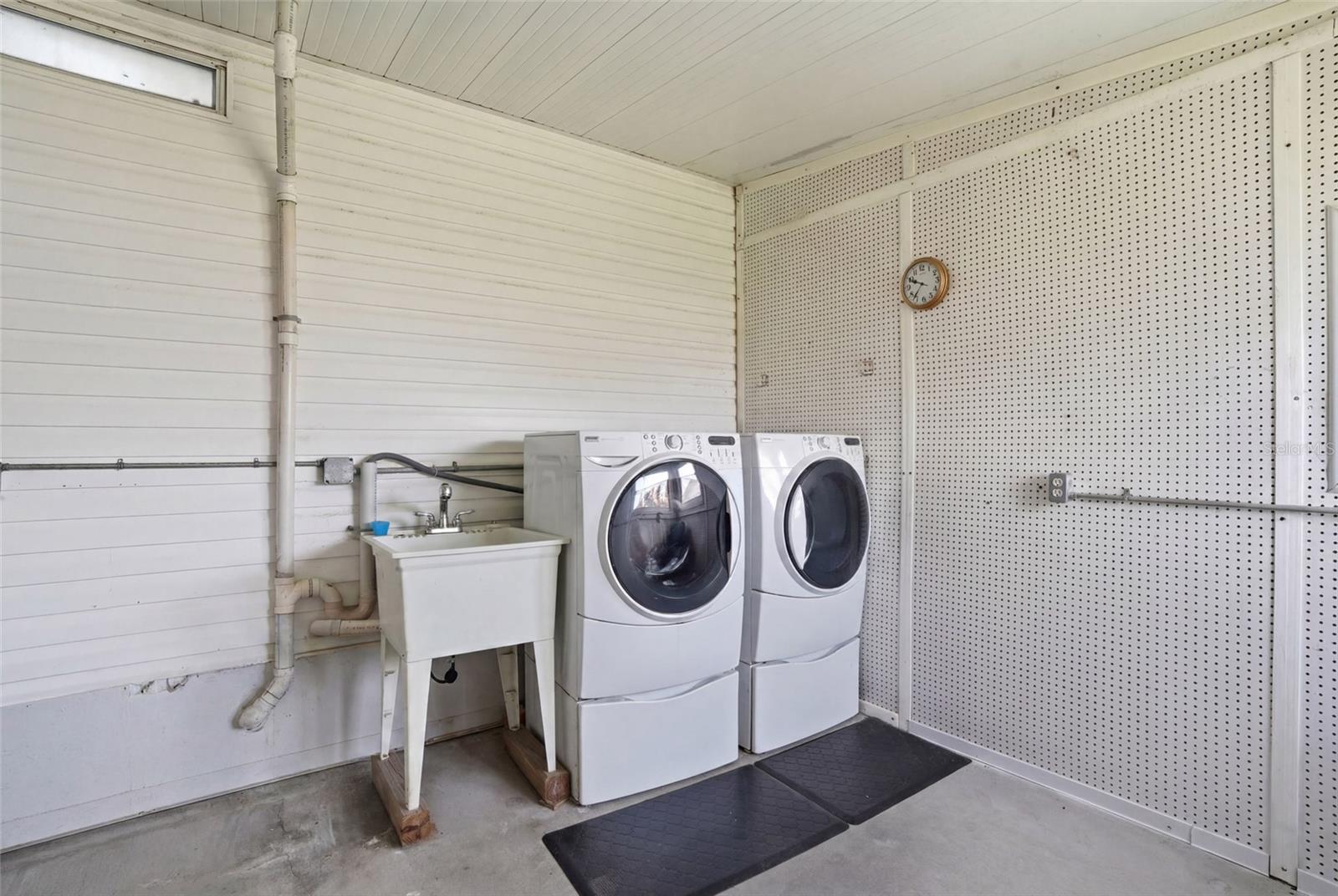 452 Sharks Pt Property Photo 29