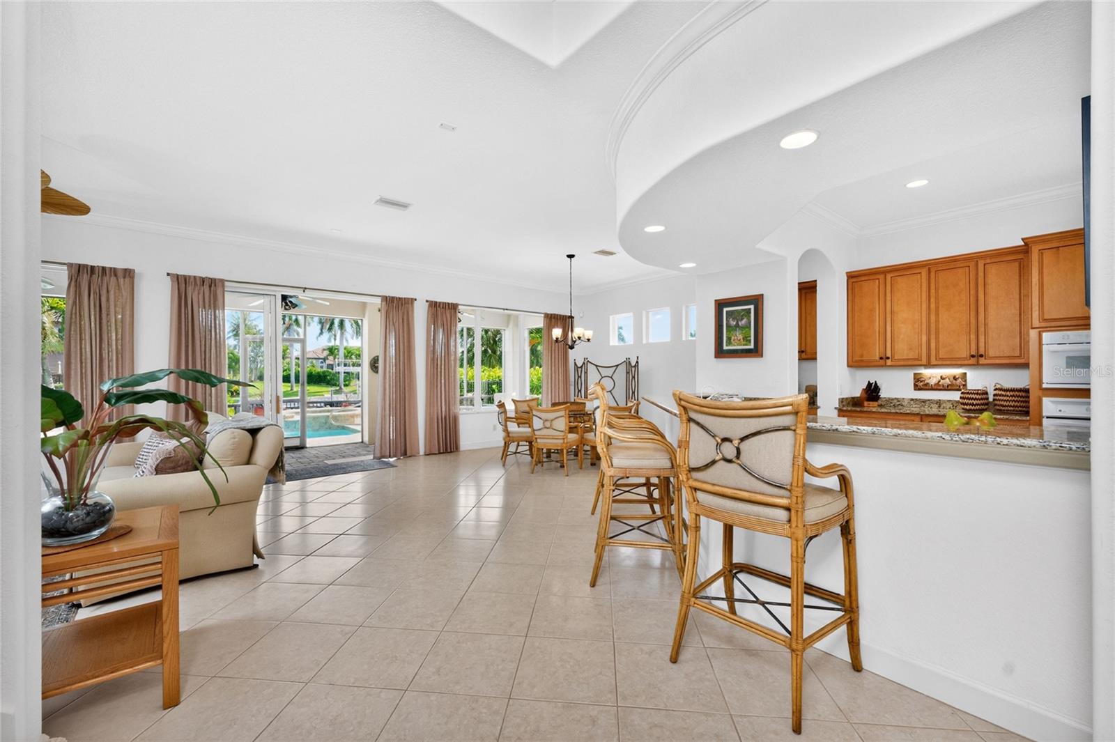 3341 Sunset Key Cir Property Photo 6