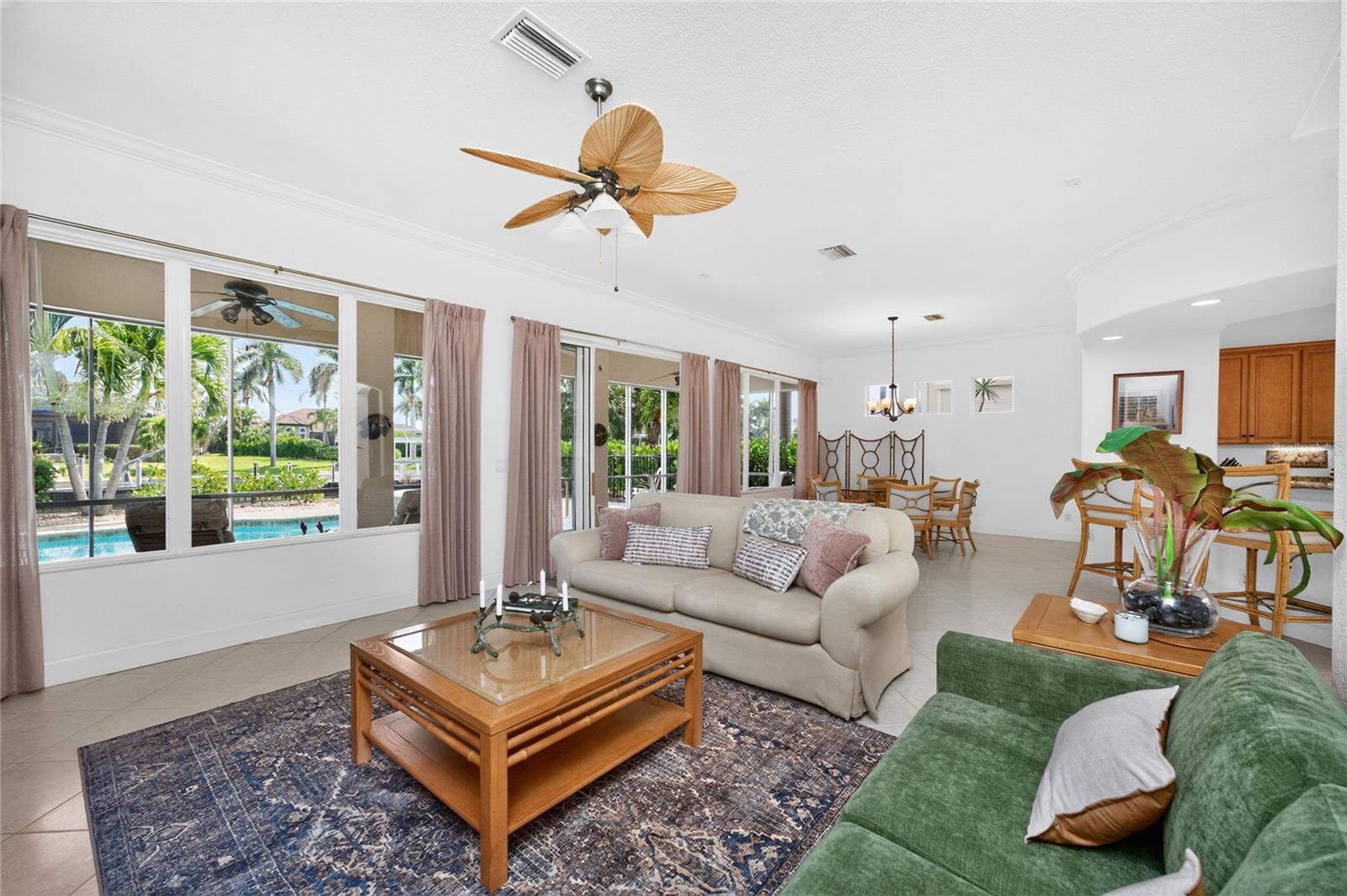 3341 Sunset Key Cir Property Photo 8
