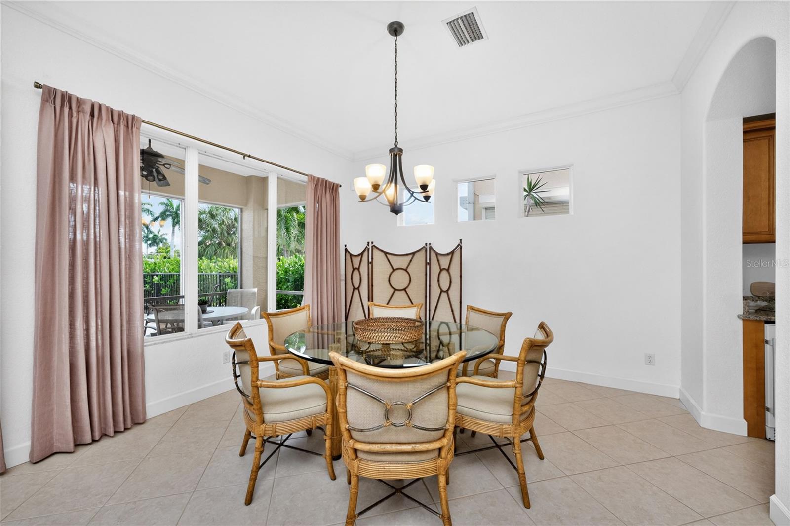 3341 Sunset Key Cir Property Photo 13