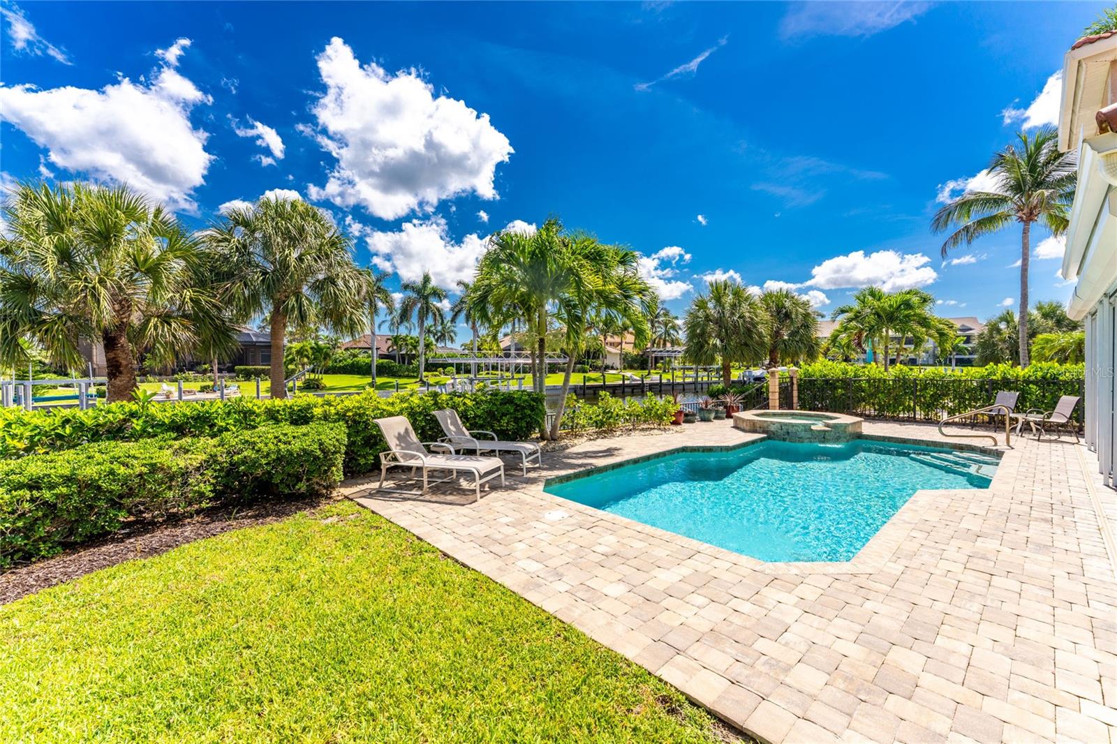 3341 Sunset Key Cir Property Photo 31