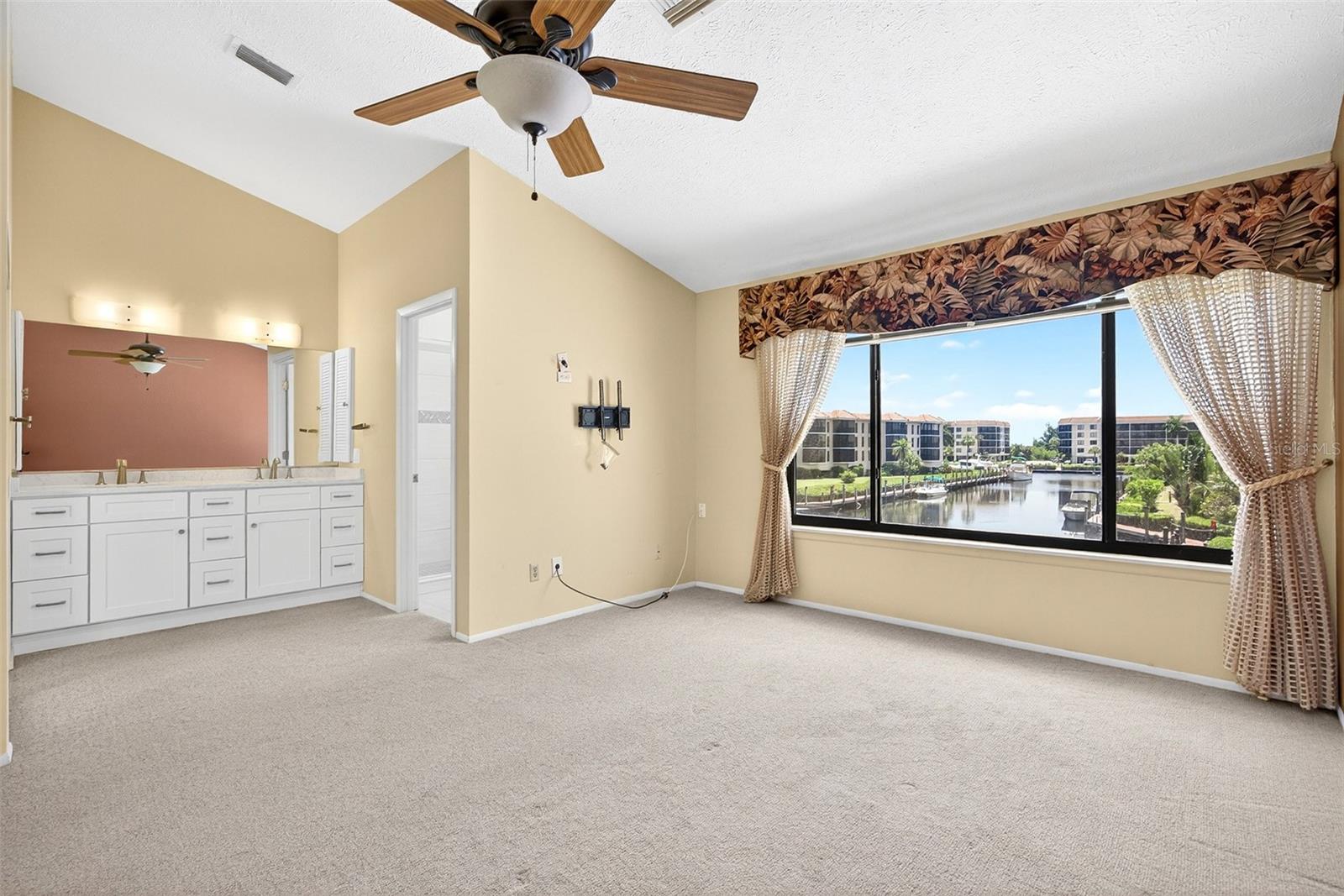 25188 Marion Ave #1006 Property Photo 29