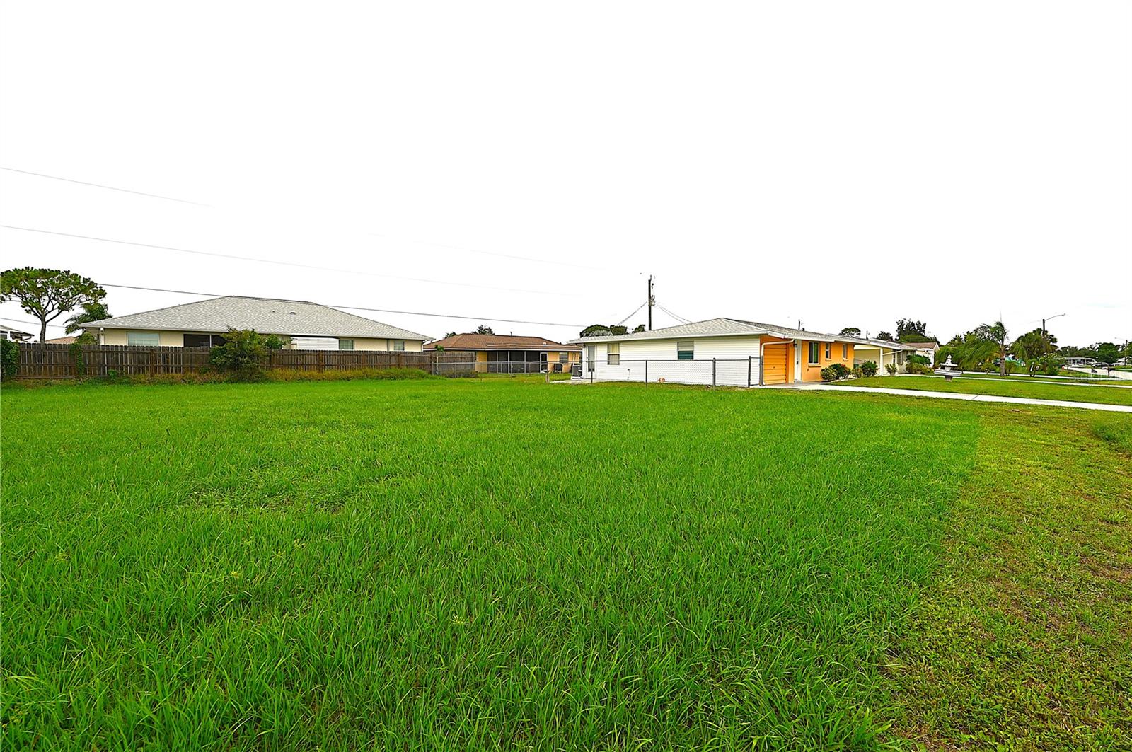 232 San Marino Ave Property Photo 4