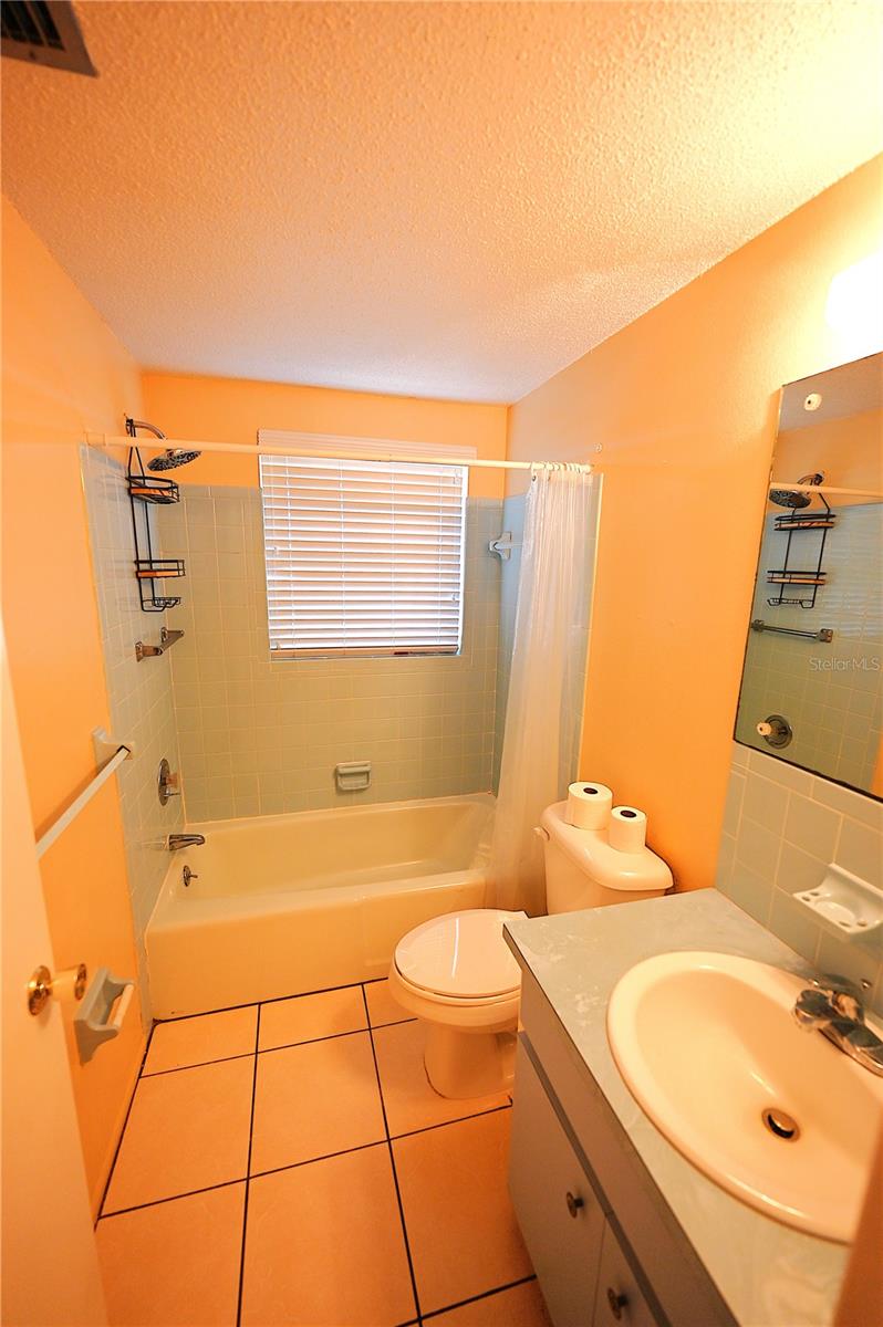 232 San Marino Ave Property Photo 11