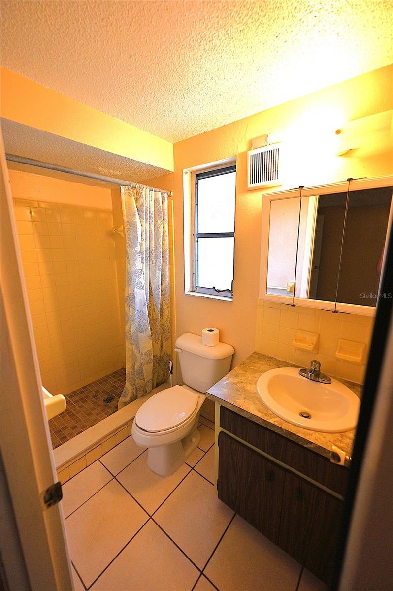 232 San Marino Ave Property Photo 13