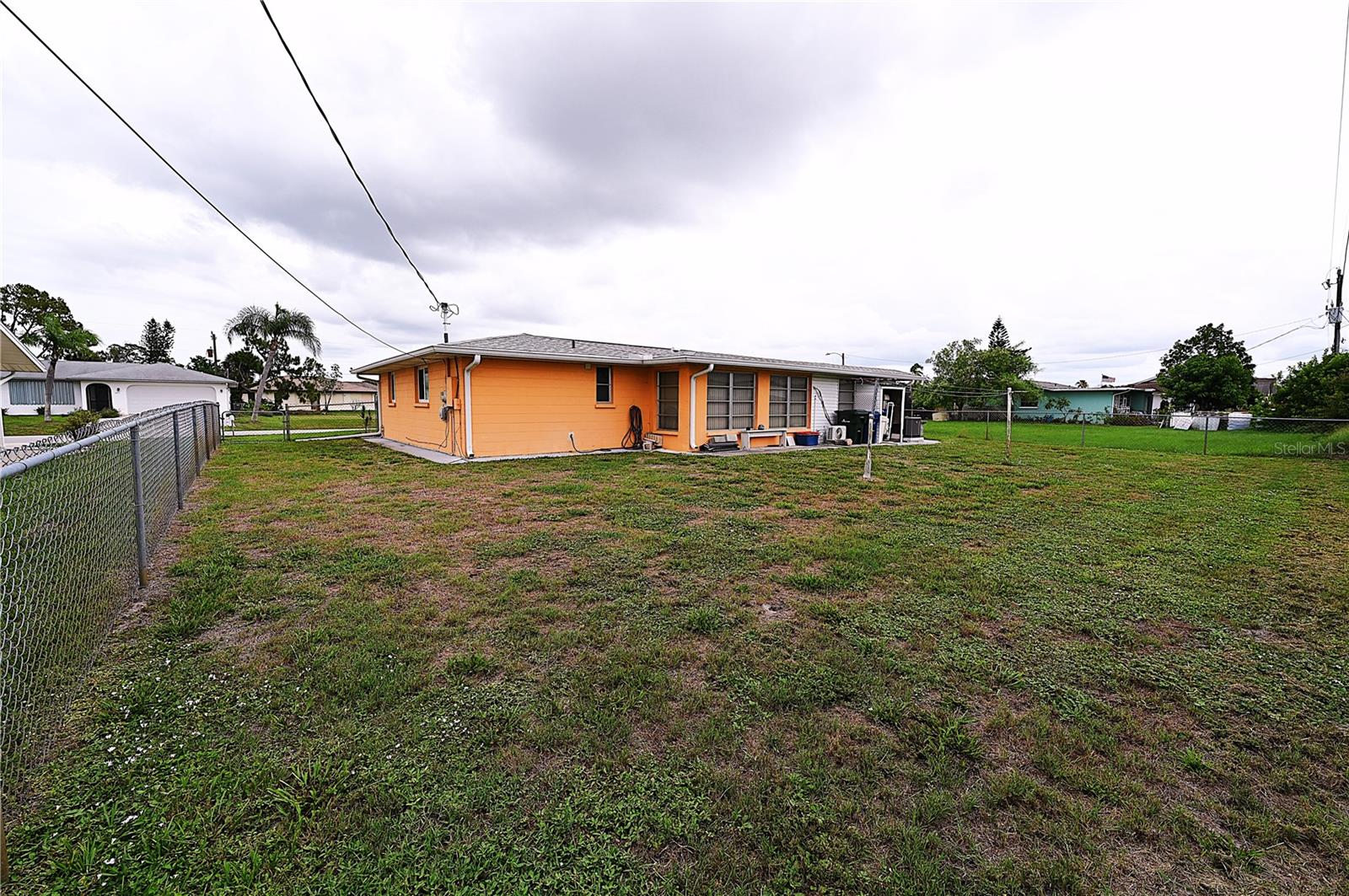 232 San Marino Ave Property Photo 18