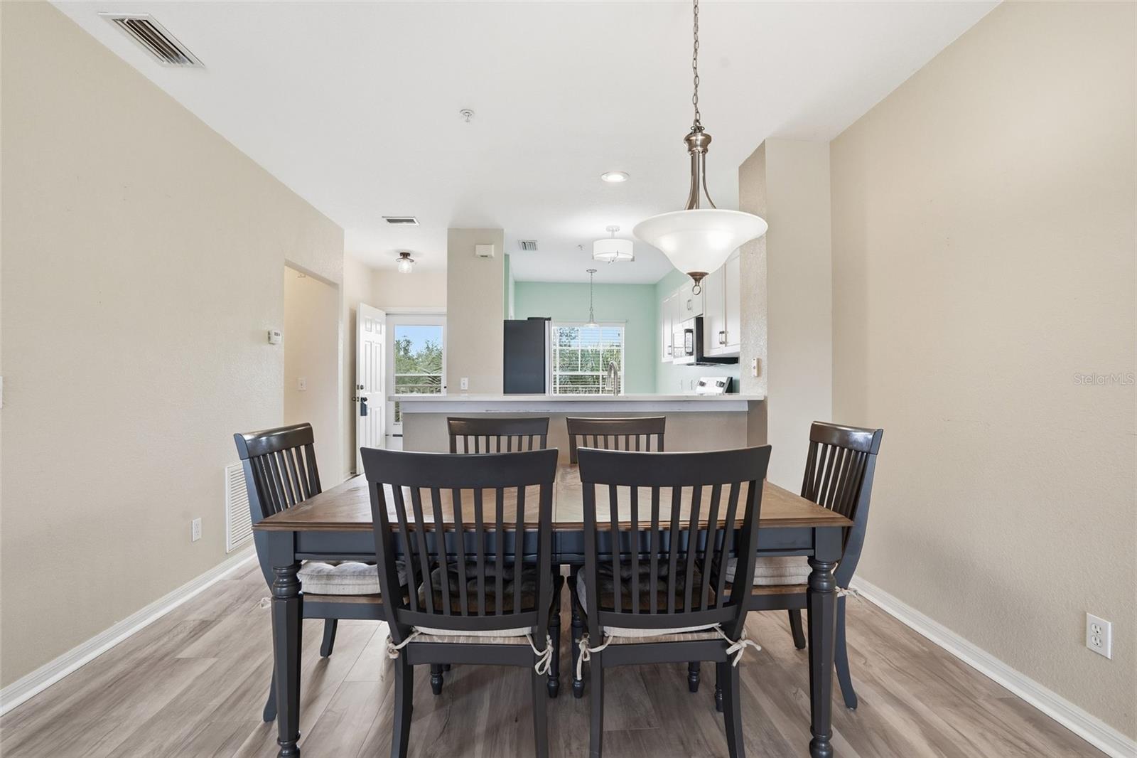 19355 Water Oak Dr #303 Property Photo 8