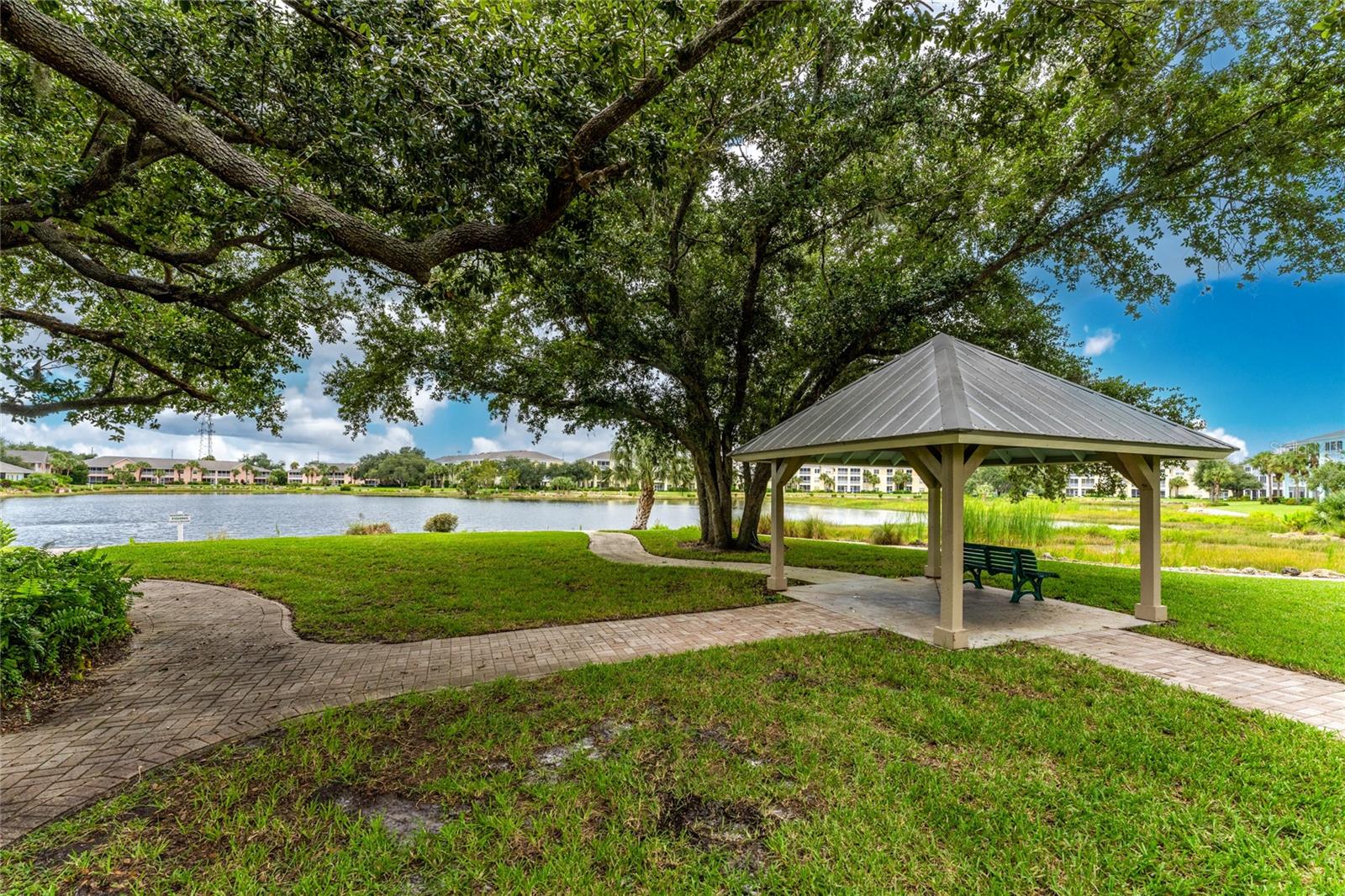 19355 Water Oak Dr #303 Property Photo 42