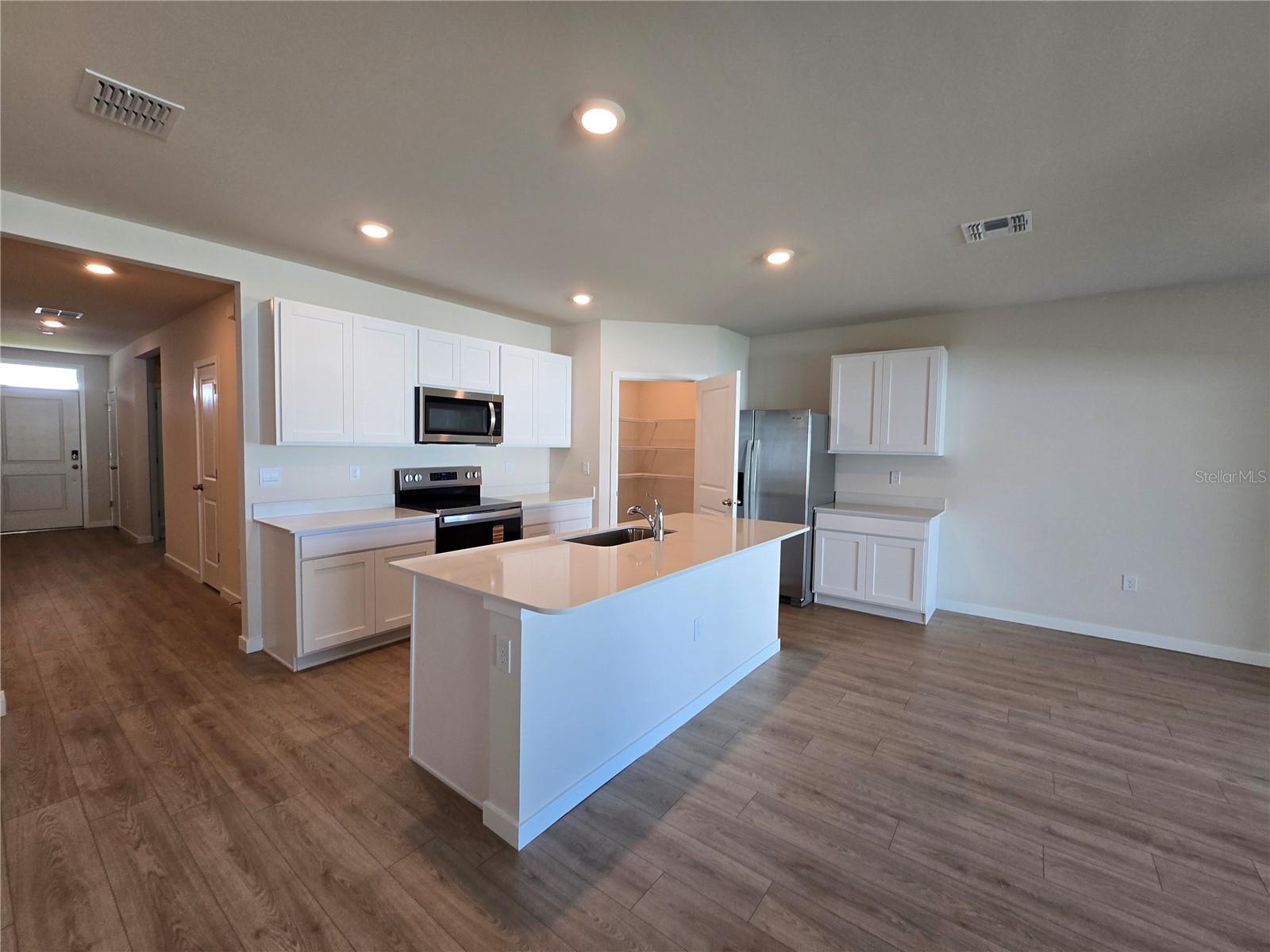 9489 Turtle Grass Cir Property Photo 4
