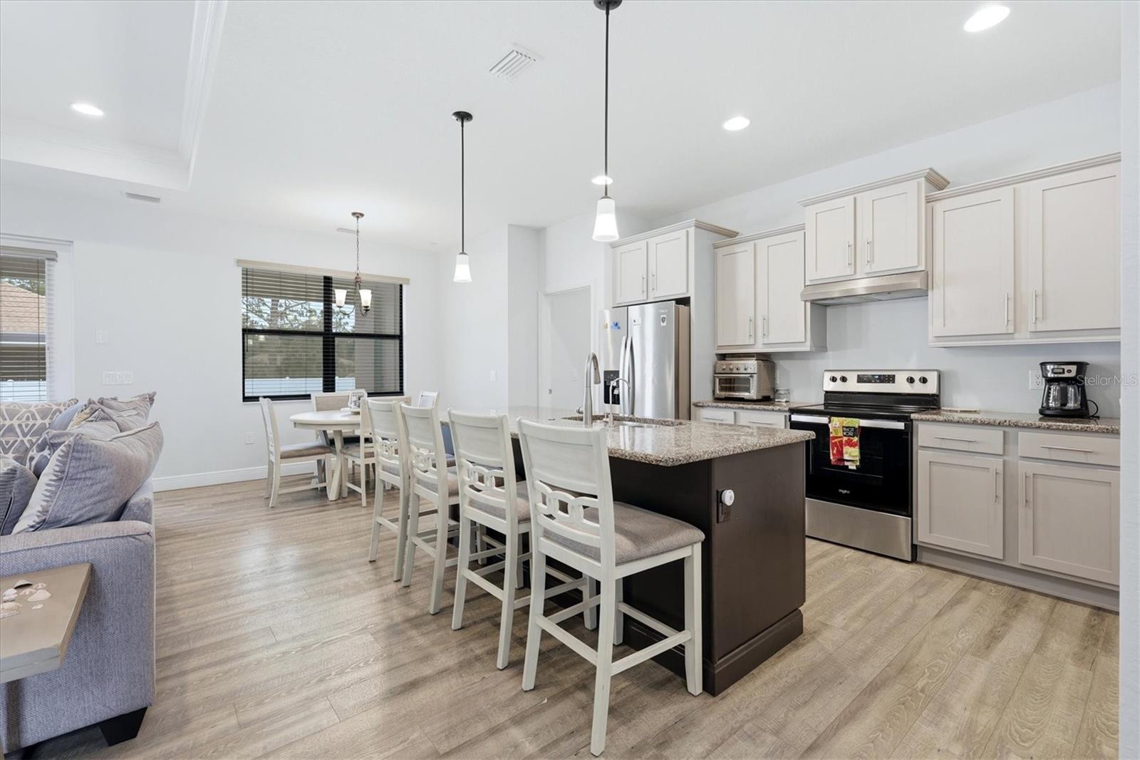 4746 Globe Ter Property Photo 6