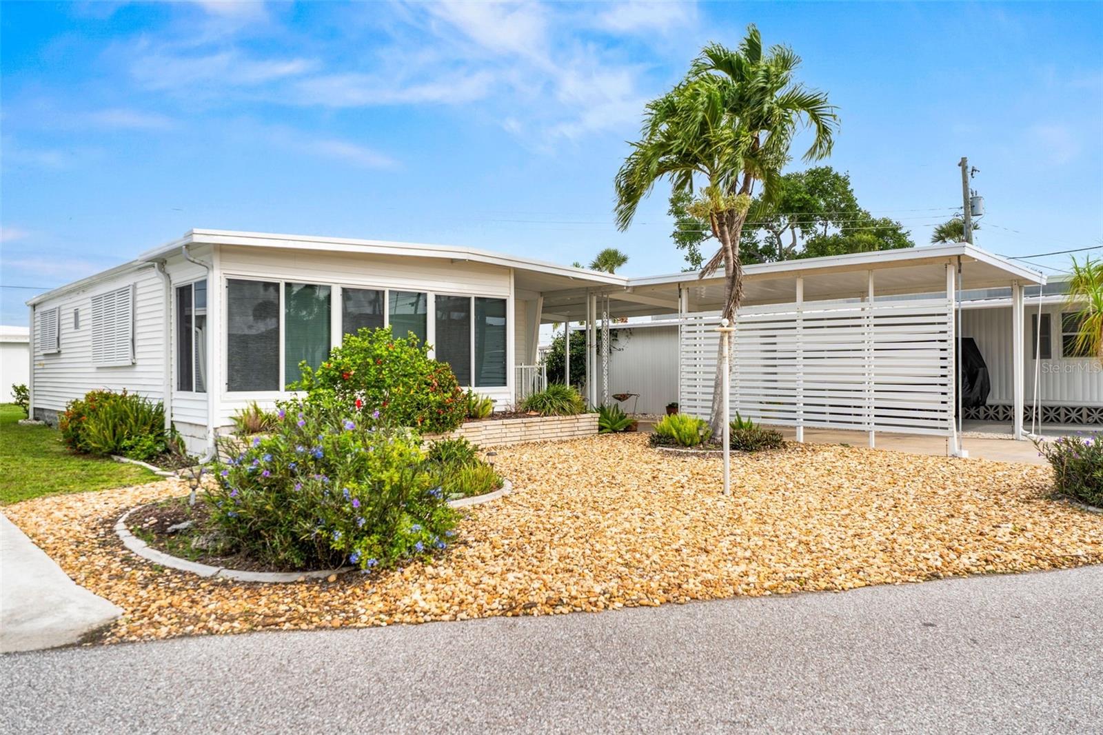 822 BOGIE Property Photo 1