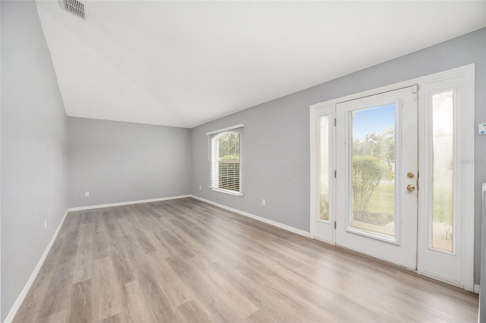 20 Pine Court Loop Property Photo 9