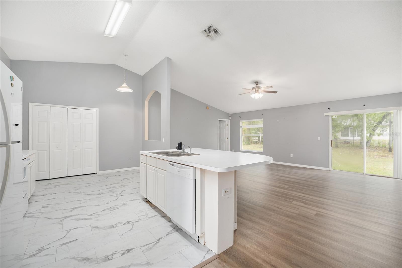 20 Pine Court Loop Property Photo 16