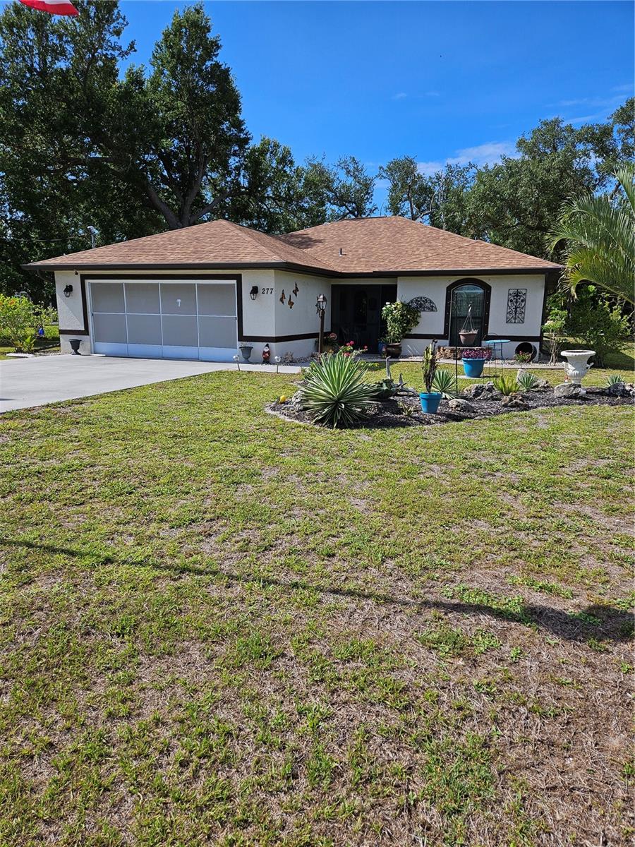 277 Albatross Rd Property Photo 2
