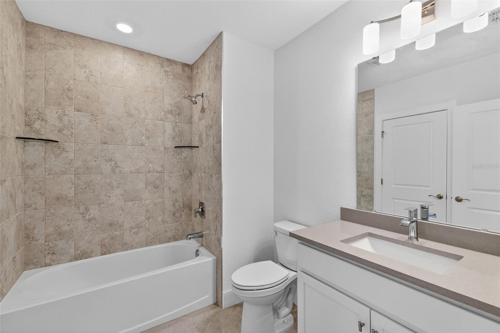 573 Rose Apple Cir Property Photo 30