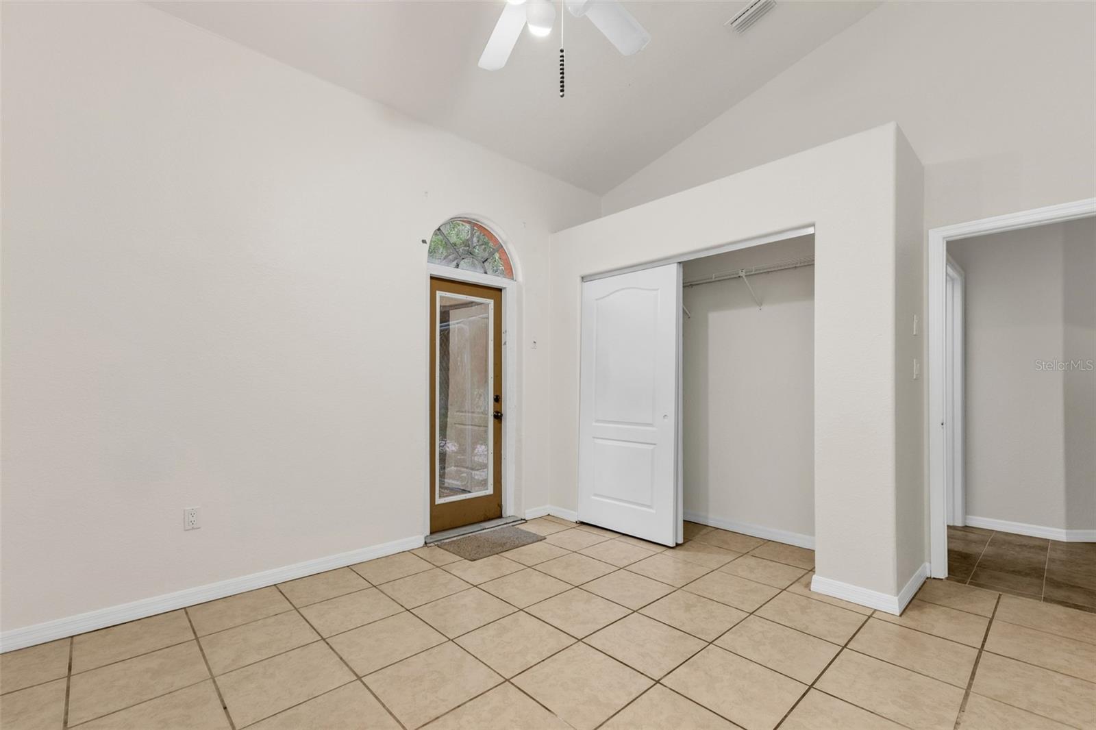 4056 Gingold St Property Photo 40