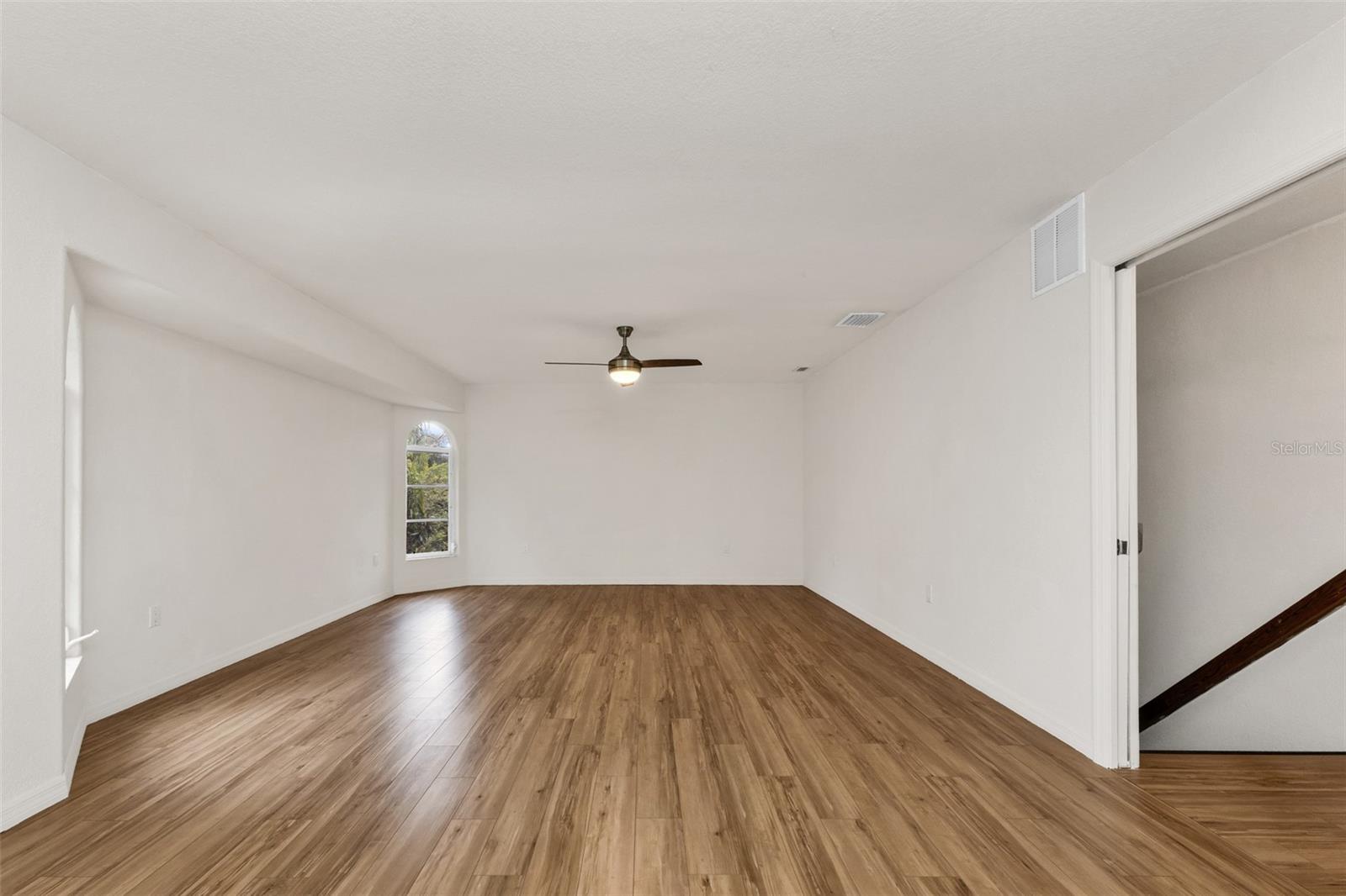 4056 Gingold St Property Photo 45
