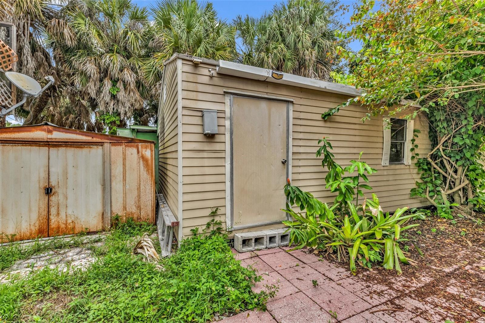 4056 Gingold St Property Photo 55