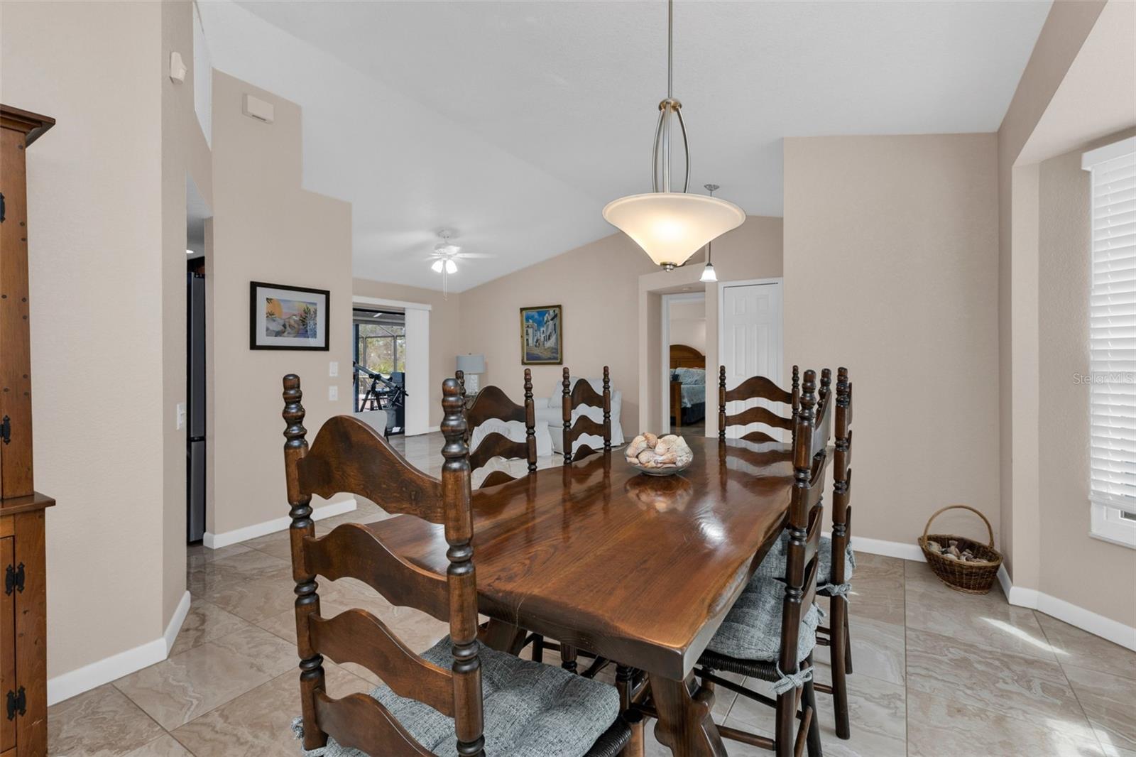 29350 Sam Way Property Photo 5