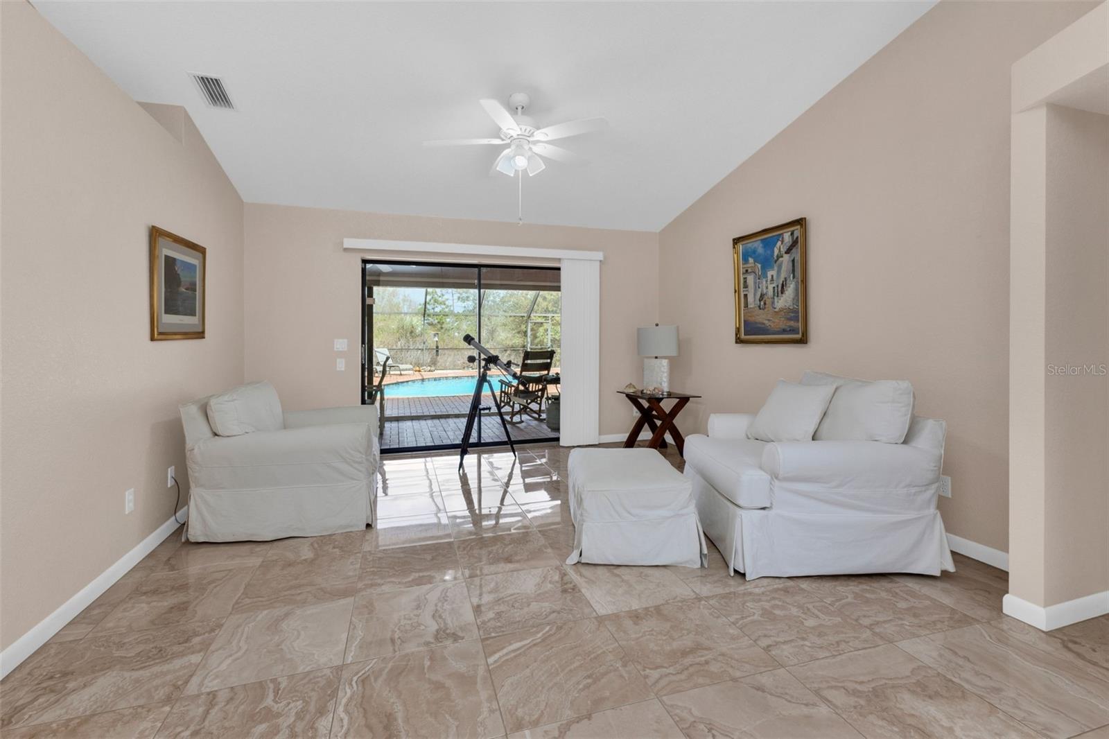 29350 Sam Way Property Photo 6