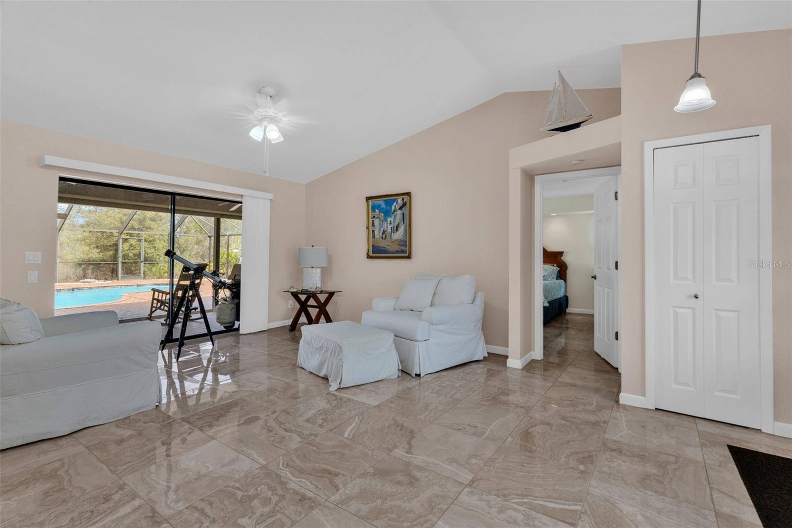 29350 Sam Way Property Photo 8