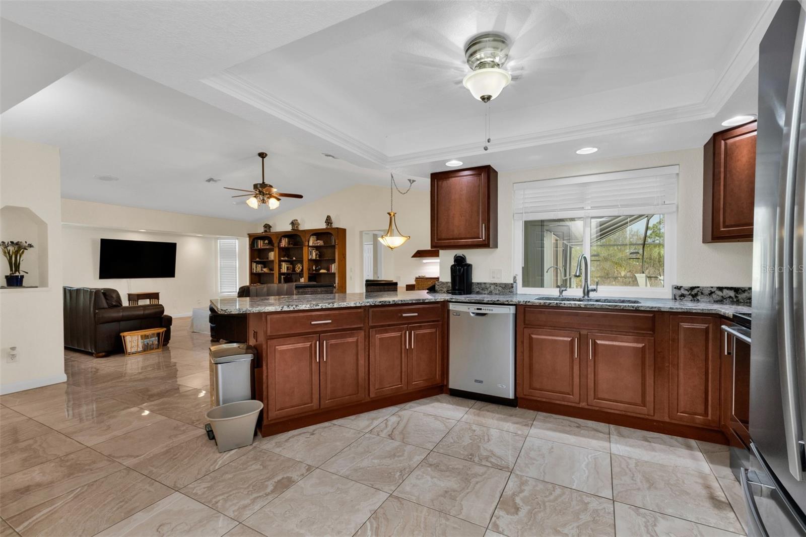 29350 Sam Way Property Photo 11