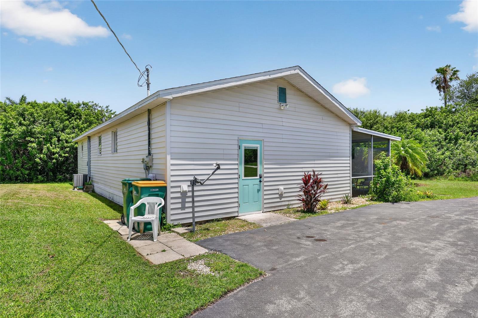 1411 Coral Ridge Dr Property Photo 35
