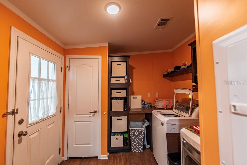 11 Brink Ave Property Photo 8