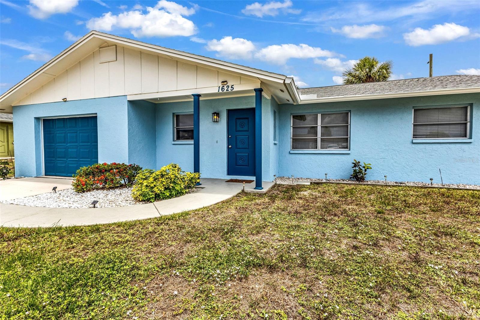 1625 Loralin Dr Property Photo 1