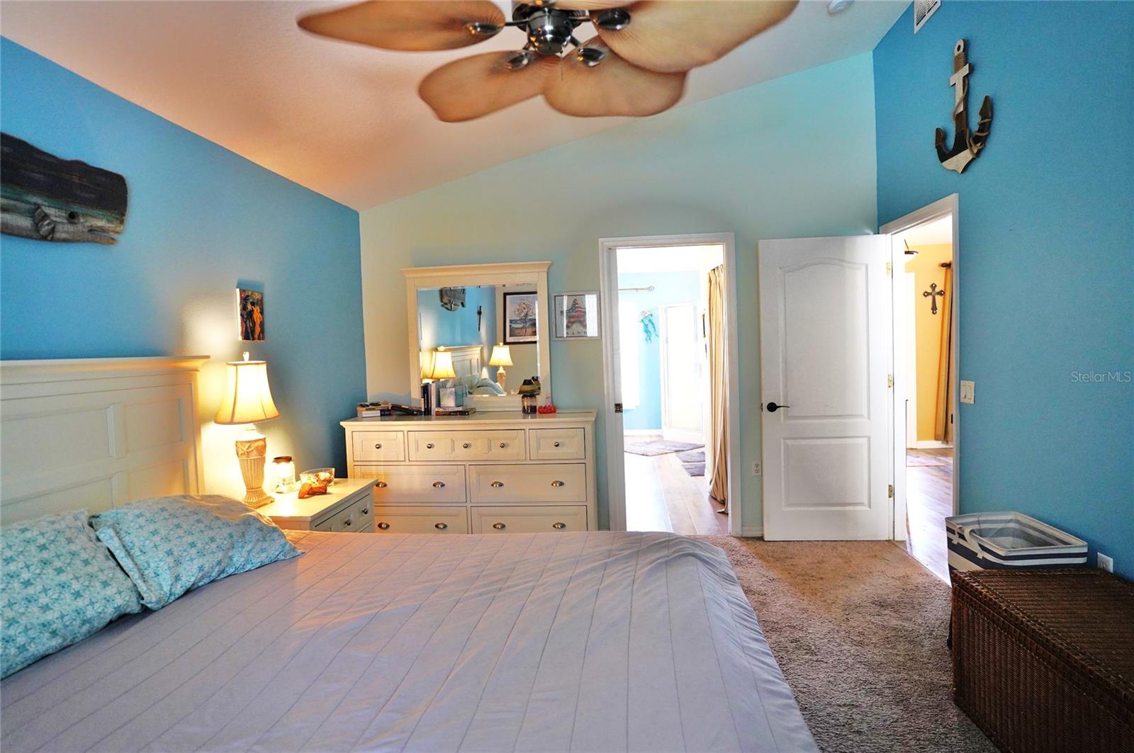 2376 Dodge St Property Photo 17