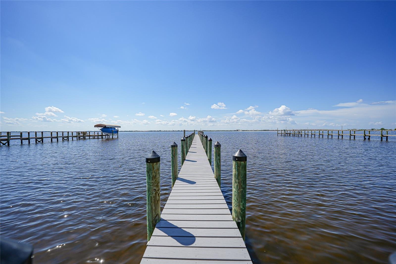 4460 Northshore Dr Property Photo 4