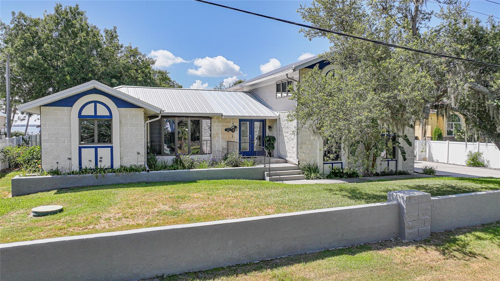 4460 Northshore Dr Property Photo 5