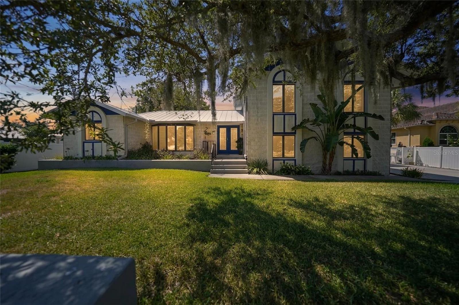 4460 Northshore Dr Property Photo 6