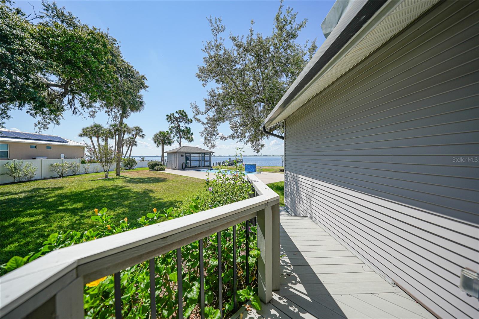 4460 Northshore Dr Property Photo 7