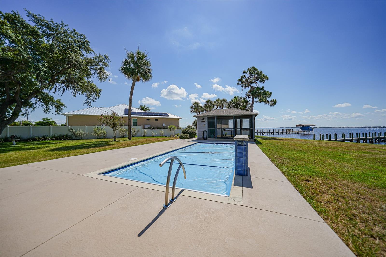 4460 Northshore Dr Property Photo 12
