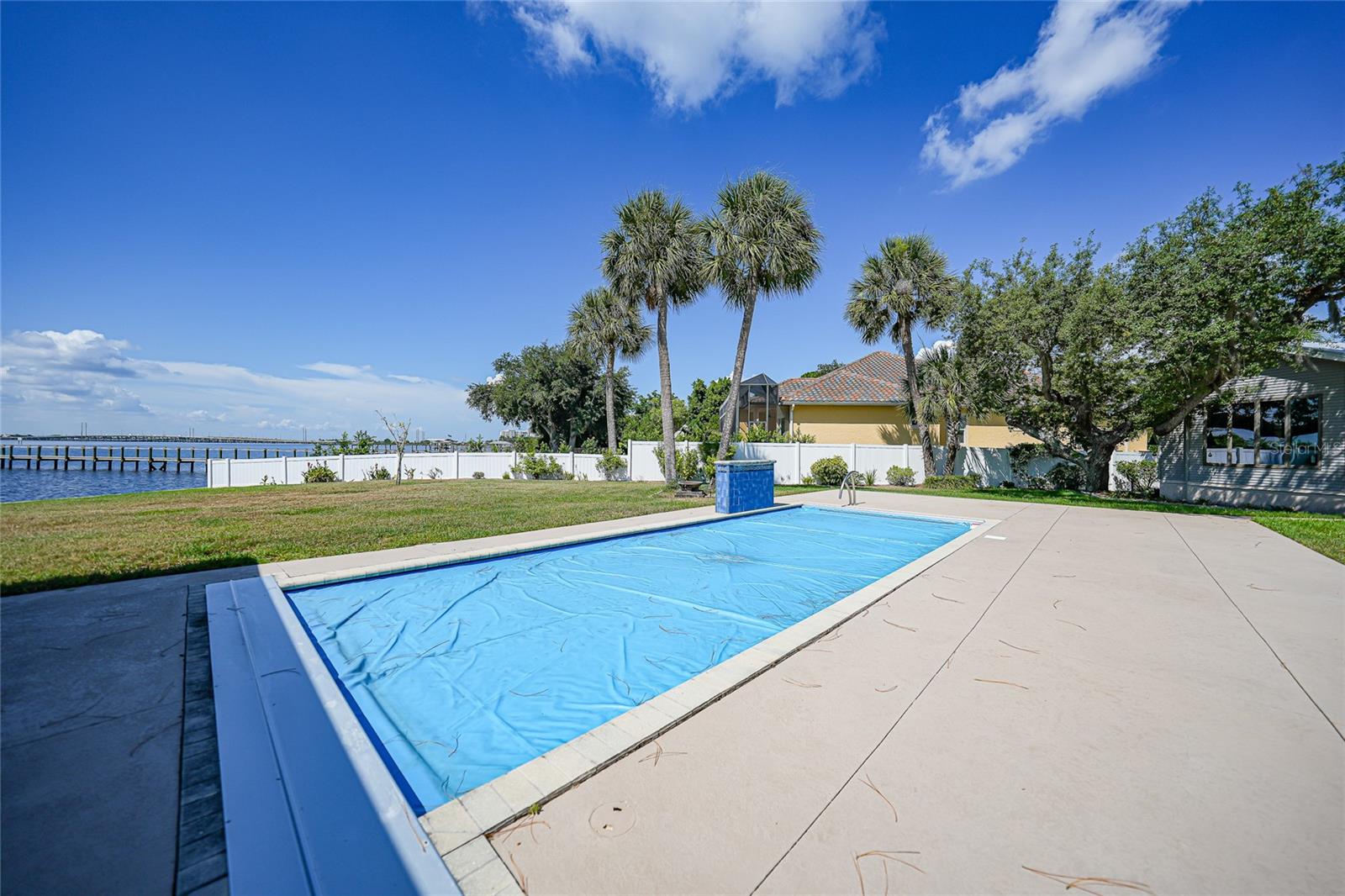 4460 Northshore Dr Property Photo 17