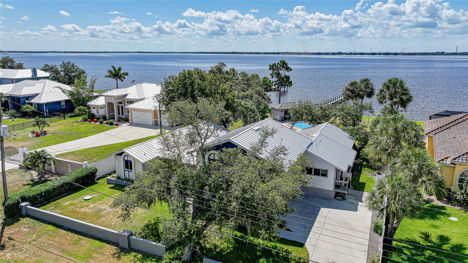 4460 Northshore Dr Property Photo 25
