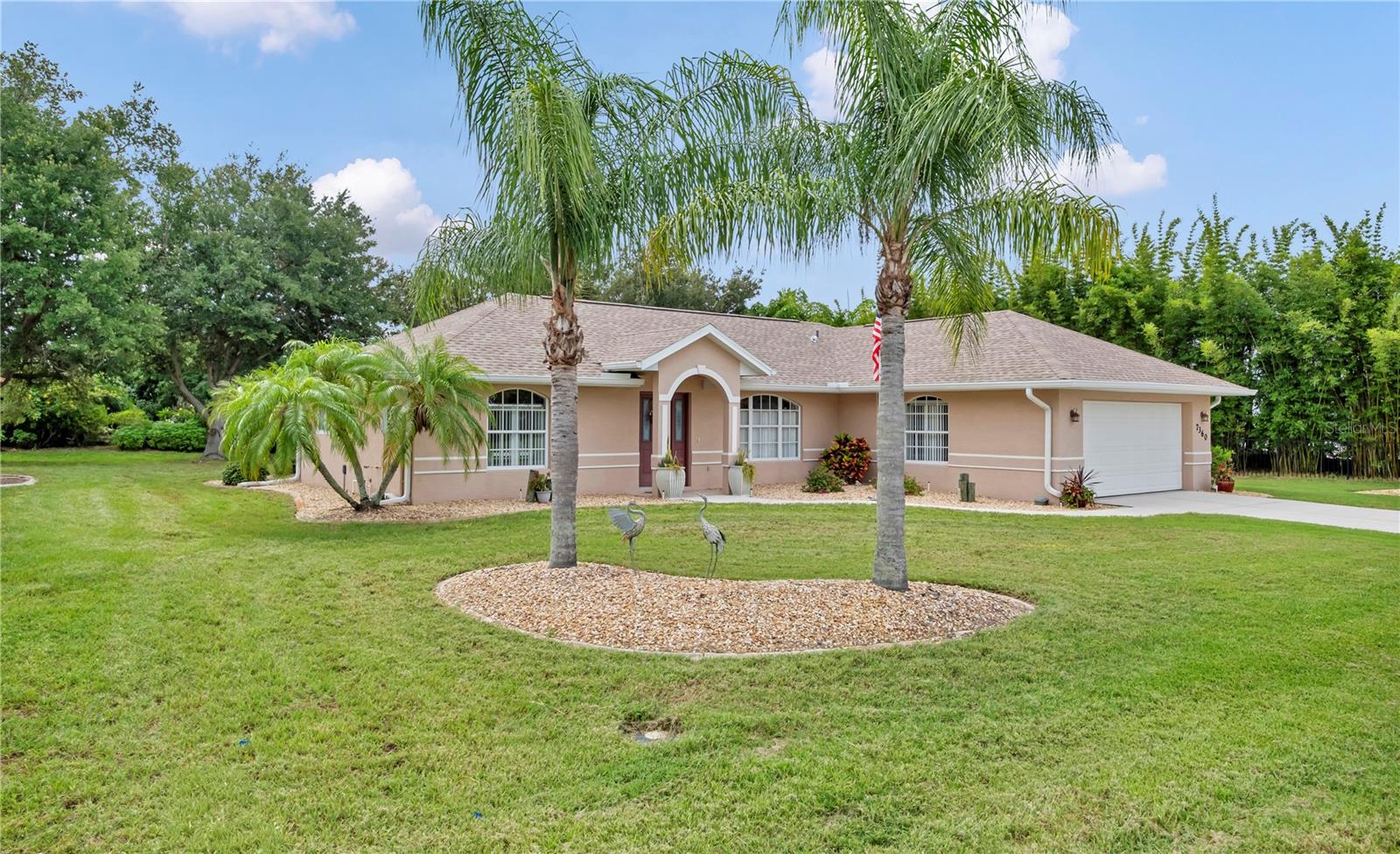 7360 N Ficus Tree Property Photo 26