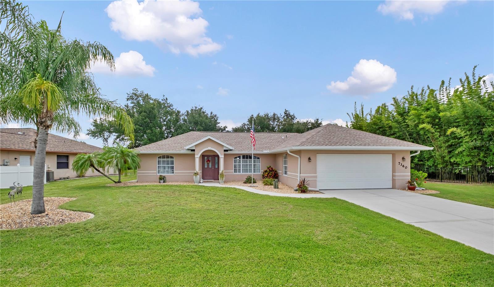 7360 N Ficus Tree Property Photo 27